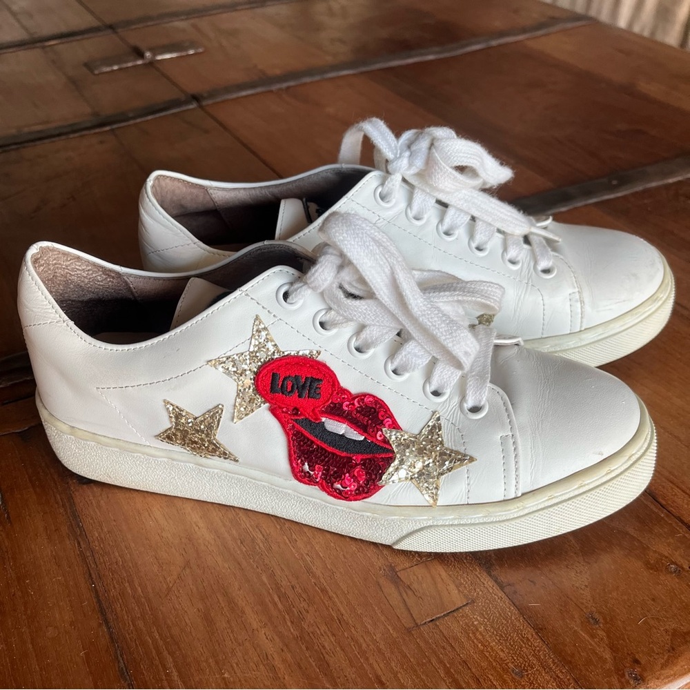 Luxury Korean brand Trendy White Sneakers with Gold Stars and Red Lip PRADA